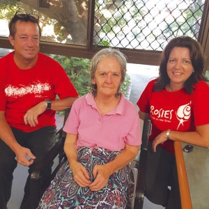 margaret_brisbane_friends_on_the_street